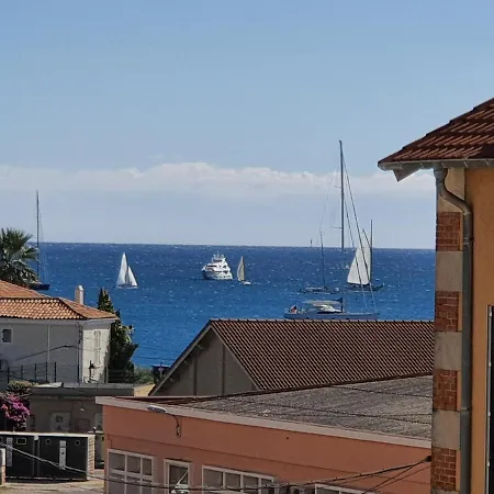 Beau Duplex Lumineux Avec Apercu Apartamento